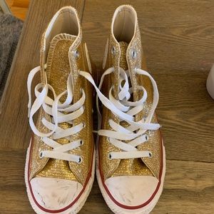 Girls gold glitter converse